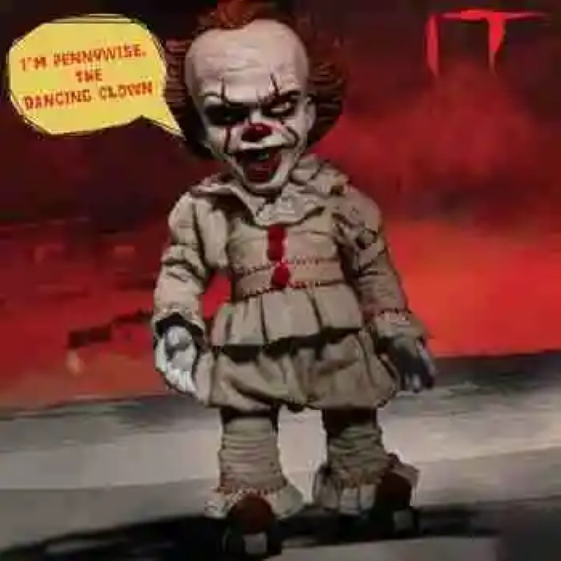 Collection Blumhouse, complete series of ‘Batman’ of the 60’s and doll-speaking of Pennywise in our Hunting Bargains