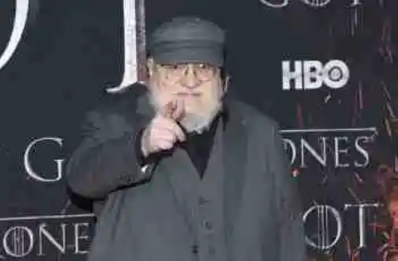 George R. R. Martin talks about the end of &#8216;Game of Thrones&#8217;: &#8220;David and Dan have had six hours. I hope to fill out three thousand pages&#8221;
