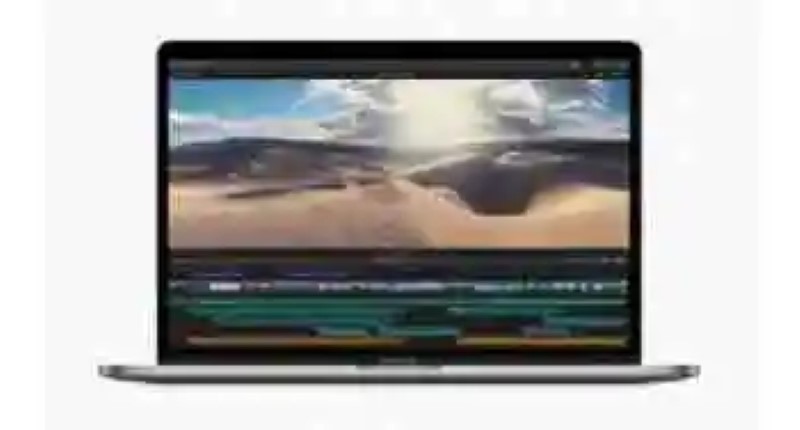 Apple presents its MacBook Pro with 8 cores
