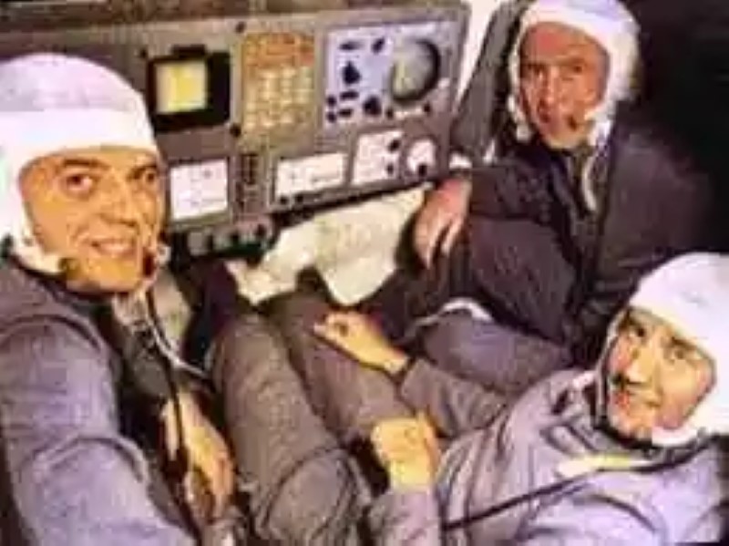 The Mystery of the 3 Astronauts Who Died Smiling