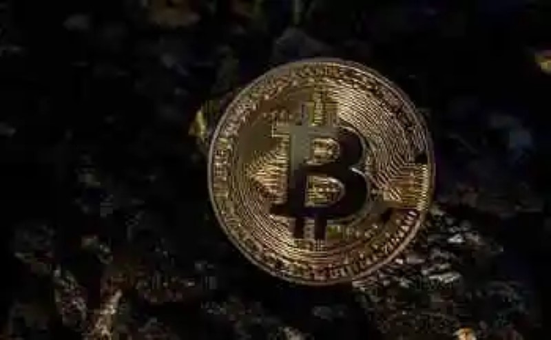 Bitcoin Remains Volatile Option for Investors