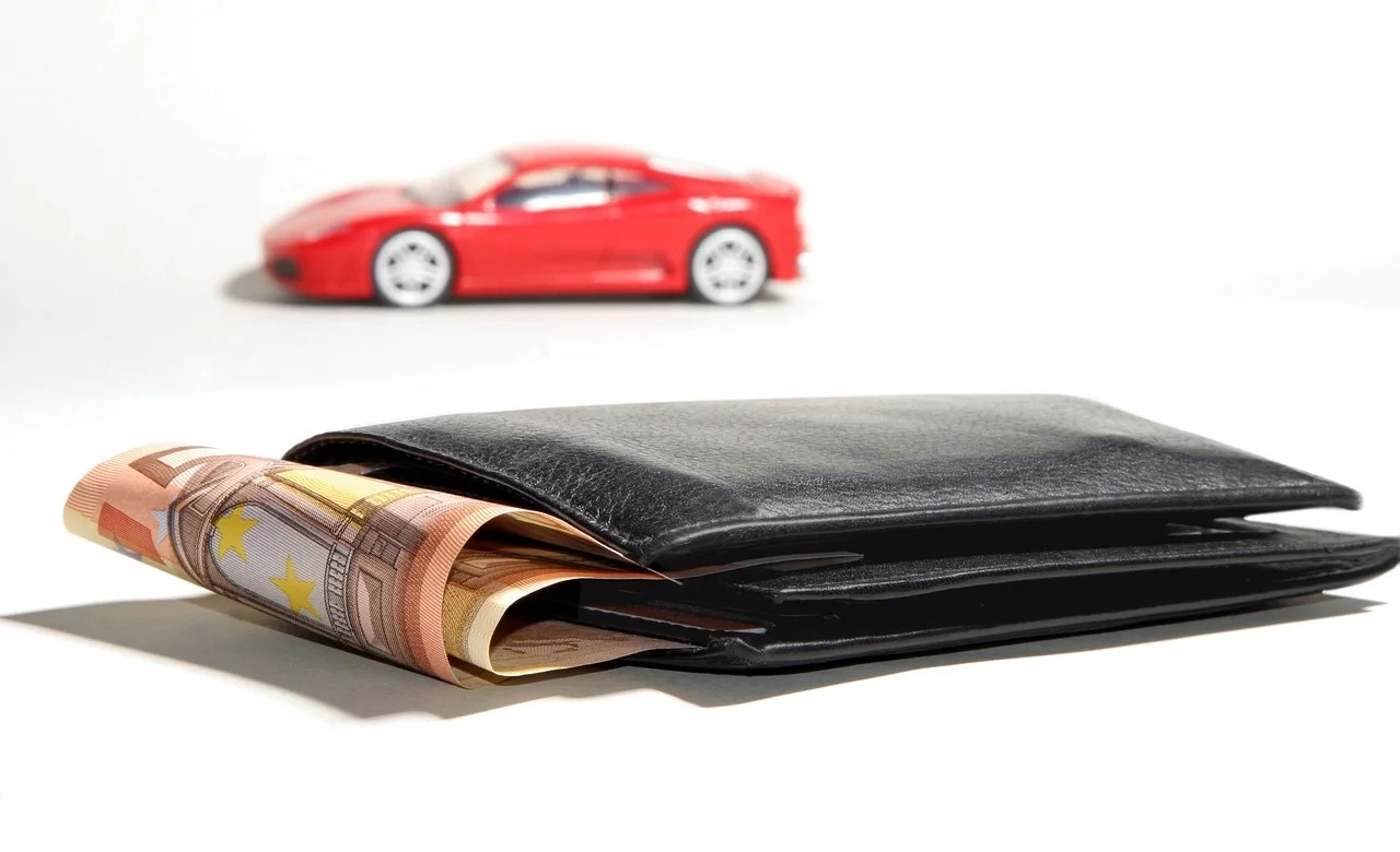 How Does Car Loan Refinancing Work, and What Are the Benefits?